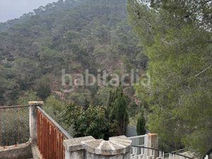 Foto a67fd8d6-a7f5-4dae-a0db-ba3492795223. Finca rústica a Serra