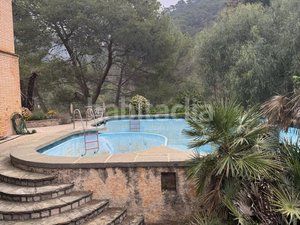 Foto bcb8736b-ed41-47c2-b24e-3afd0a118213. Finca rústica a Serra