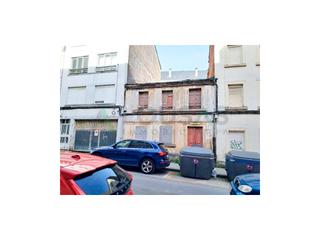 Casa a A Milagrosa. Solar con casa en doña urraca, lugo