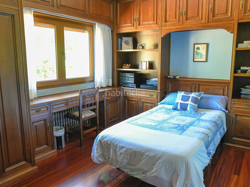 Foto 2323d737-66f1-4995-943b-ba6938366651. Casa amb aparcament a Outeiro de Rei