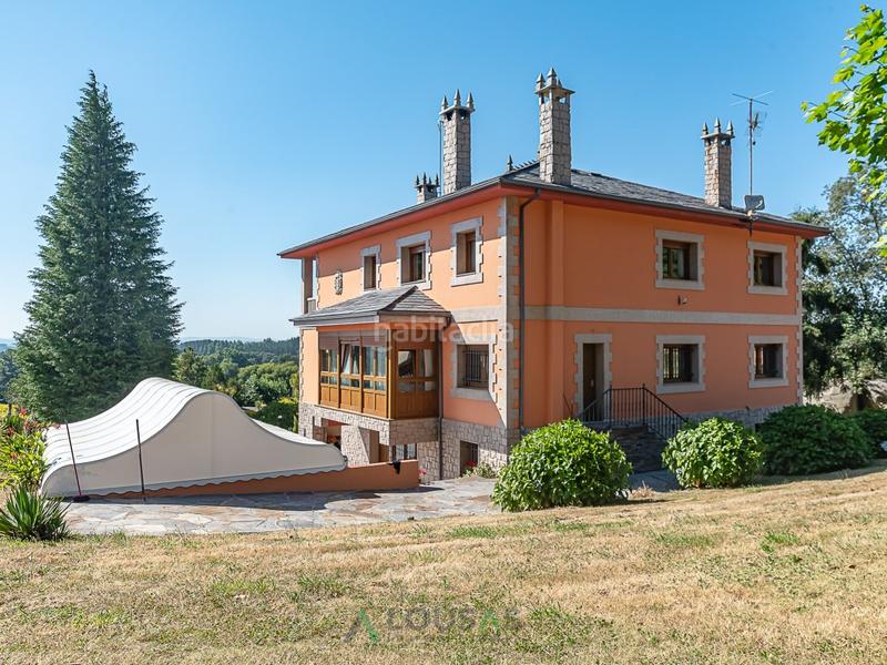 Foto 3fe3d542-2e6c-4d32-b8f0-48dced3e65e4. Casa amb aparcament a Outeiro de Rei