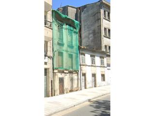 Edifici a Recatelo - O Carme. Edificio en rua santiagolugo