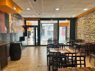 Locale commerciale  N/a. Se vende barrestaurante completamente equipado junto a la murall