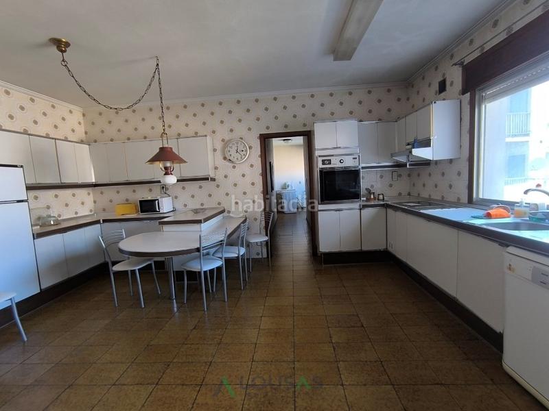 Foto a30dfe0a-c552-4c18-84df-1412e6503f87. Pis a Monforte de Lemos