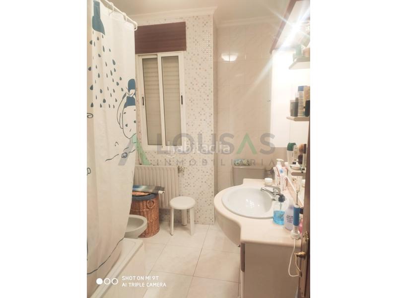 Foto 1e5d84cc-59fd-461a-bb2f-7e2abdbb028d. Pis amb aparcament a A Piriganlla - Albeiros - Garabolos Lugo