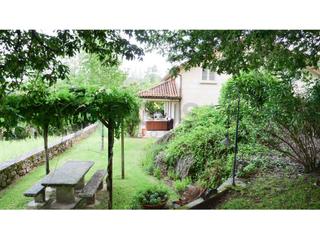 Haus en Brin. Espectacular casa en venta en brin