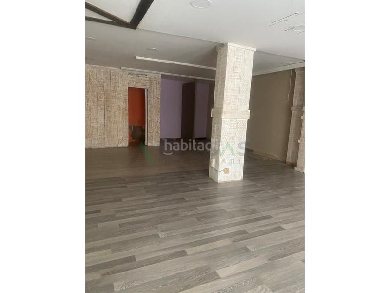 Foto c9860ce4-46d4-4f63-8358-13fa2e7bf6dc. Affitto locale commerciale in A Milagrosa Lugo