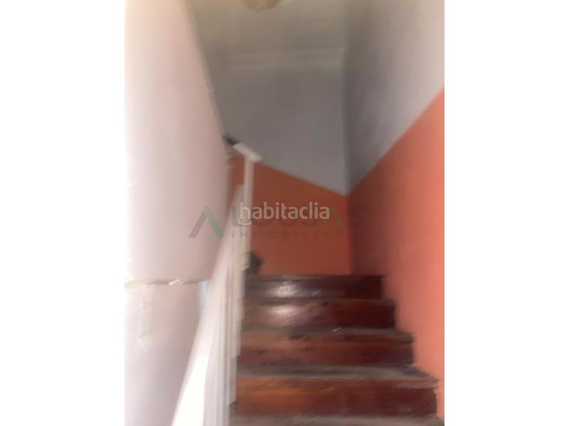 Foto 2f5d43f4-2ffe-4ddb-a312-cbcc03efba6d. Location local commercial dans A Milagrosa Lugo
