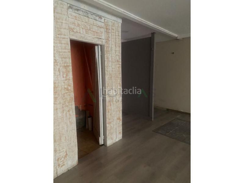 Foto 335a05d6-3d0a-4d24-b052-79dbf70b30a5. Location local commercial dans A Milagrosa Lugo