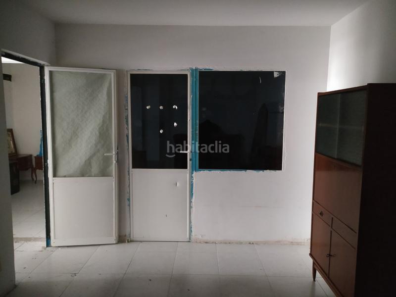 Foto f11a9b6b-2a0d-4918-9479-a5701e012640. Local commercial dans A Milagrosa Lugo