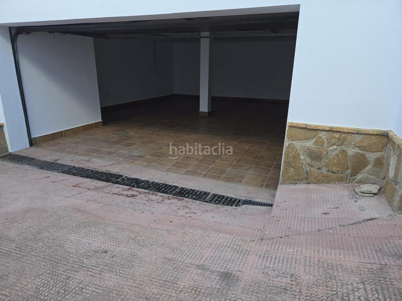 Foto 95152586-bdac-4ff6-9479-8d95791de90c. Chalet avec parking dans Los Gallos Chiclana de la Frontera