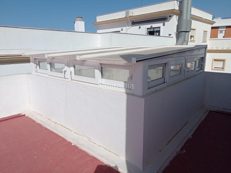 Foto 0ee5e514-bfd1-4af9-8592-bc116f4e21bf. Casa a La Banda - Campo de Fútbol Chiclana de la Frontera