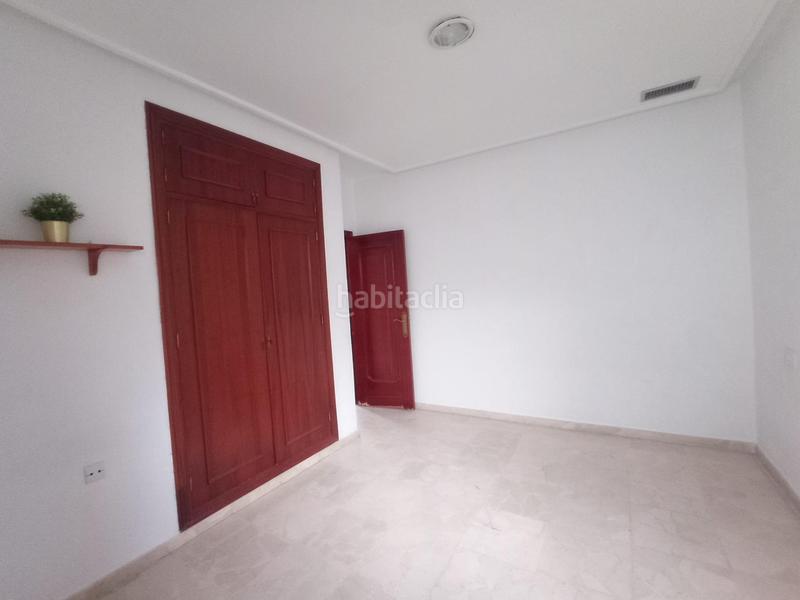 Foto 0ffc7772-f697-4311-a73c-5f568353200a. Casa a La Banda - Campo de Fútbol Chiclana de la Frontera