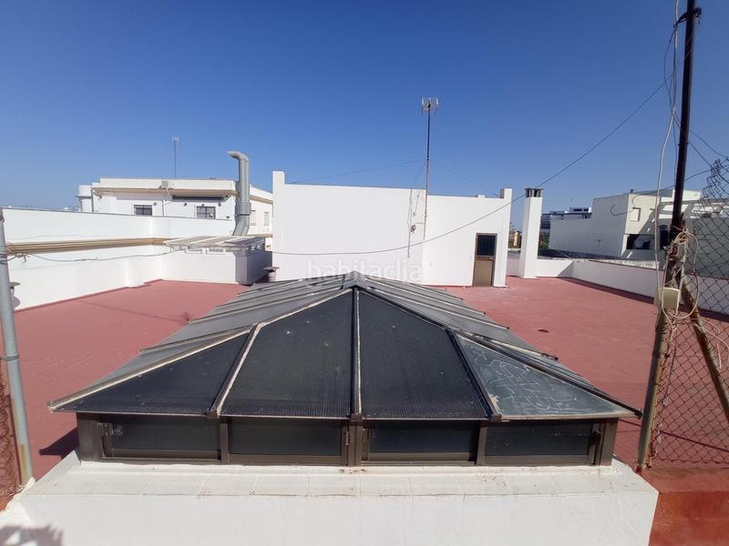 Foto 4ec3509b-ead5-47fe-9e06-f0af674975f6. Casa a La Banda - Campo de Fútbol Chiclana de la Frontera