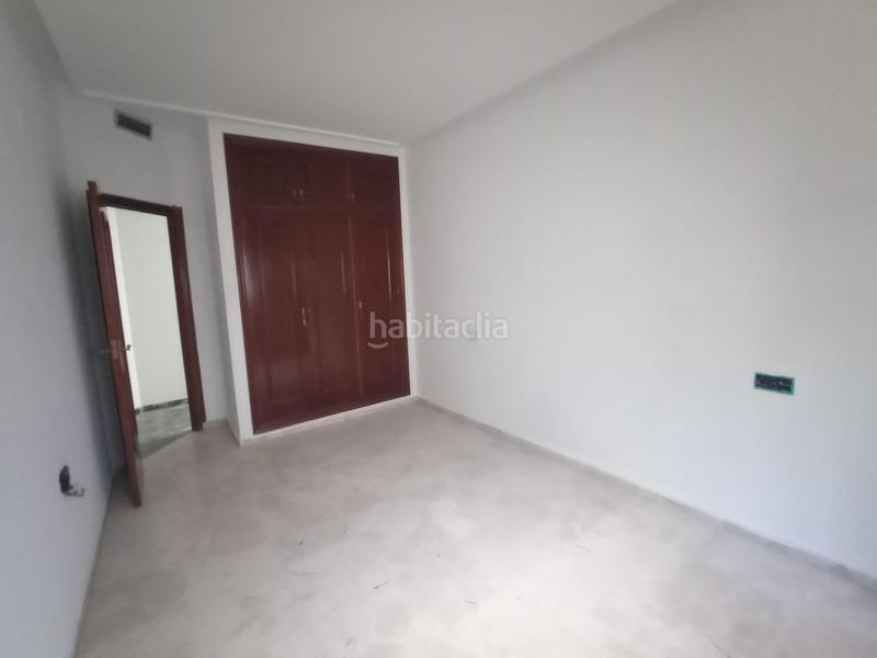 Foto 8550d408-e86b-43e8-b2cb-37bc5a6163a1. Casa a La Banda - Campo de Fútbol Chiclana de la Frontera