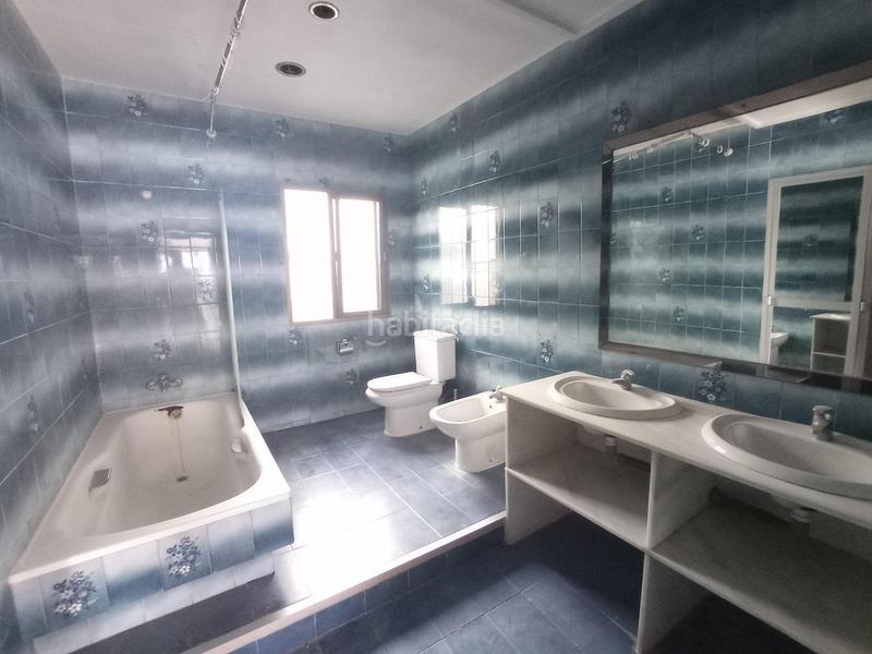 Foto ed546d48-9ff8-482d-9e1f-383832d68c43. Casa a La Banda - Campo de Fútbol Chiclana de la Frontera