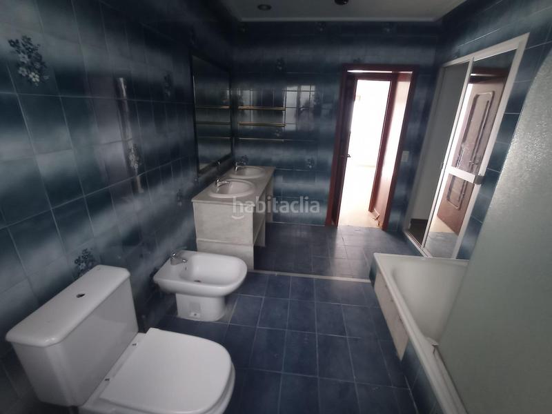 Foto f5f1bf75-5b9a-452b-b0c1-649506b744b2. Casa a La Banda - Campo de Fútbol Chiclana de la Frontera