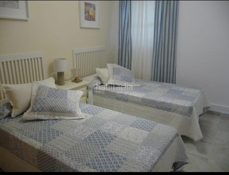 Foto 08db8ab8-8060-47b9-a4db-7749bf7036dc. Chalet mit heizung parking pool in La Barrosa Chiclana de la Frontera