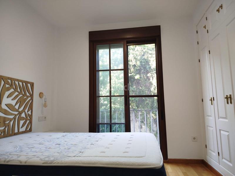 Foto bc59d08b-9c75-4579-9aa5-96fd36013119. Appartement avec parking piscine dans Centro Jerez de la Frontera