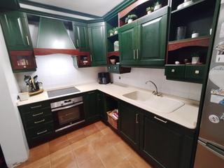 Maison à Caballero Bonald-S. José Obrero-Guadalcacín. Vivienda en zona norte