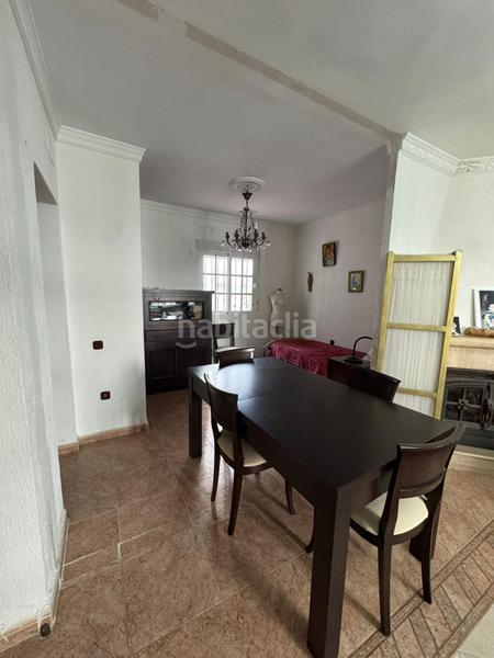 Foto 479c3652-fdb6-4f69-be5c-78e3793d4546. Casa amb aparcament a La Banda - Campo de Fútbol Chiclana de la Frontera