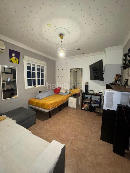 Foto 5af0c5df-d823-417e-af40-5b07940b19d9. Casa amb aparcament a La Banda - Campo de Fútbol Chiclana de la Frontera