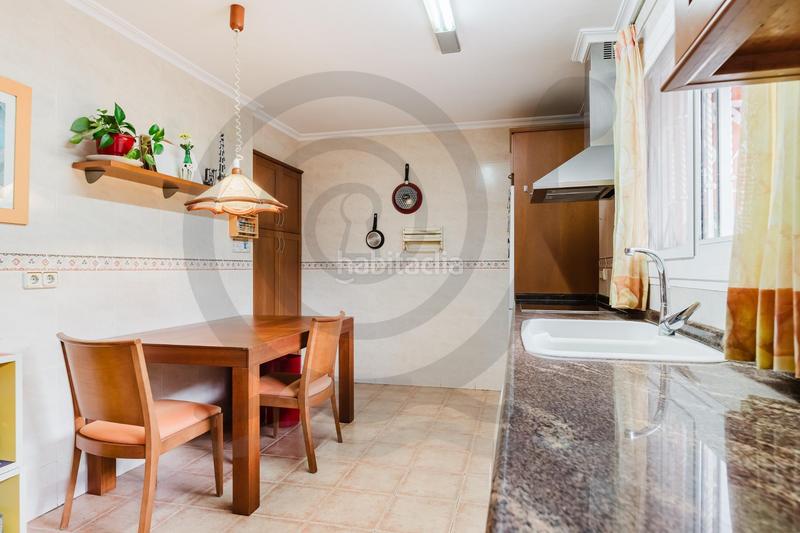 Foto 55d74eb2-3383-4d33-b8e1-22c7ffff48d4. Casa adossada amb calefacció aparcament a Entrepinos Eliana (l´)