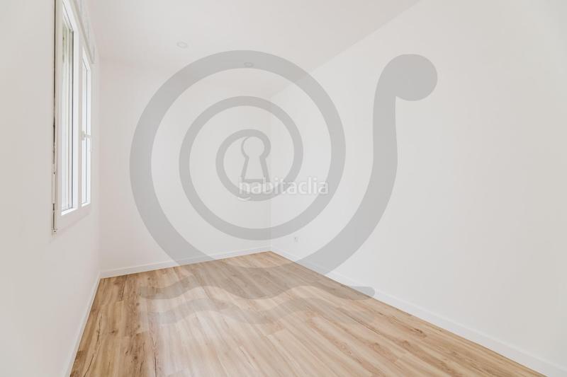 Foto 52323291-7bc0-4e6e-9b69-7f769eddc14c. Planta baja simas turia vende vivienda en planta baja. en Pobla de Vallbona (la)