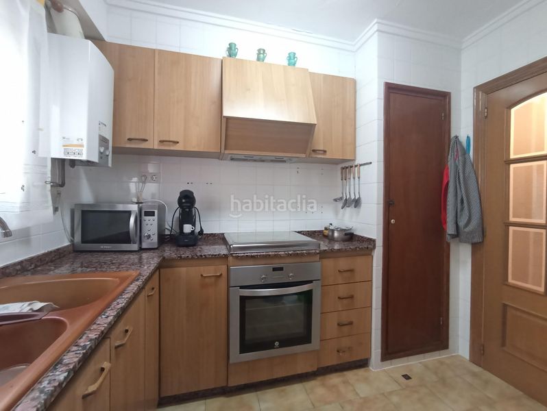 Foto 3e62e911-3dcc-4da0-8d1d-44121cfdd255. Pis a Puçol ciudad Puçol