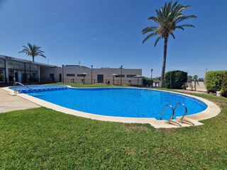 Towny house en La Conarda. Exclusivo chalet pareado con piscina privada y perteneciente al