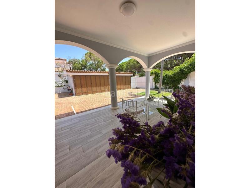 Foto e77bc1ab-63cc-4266-ac4f-77aff0d1dbc3. Chalet con parcheggio in Sancti Pietri Chiclana de la Frontera