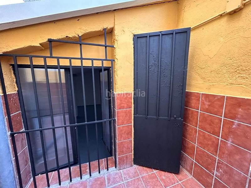 Foto b86f4e03-6165-4e5c-8a3a-0bce72a904e6. Locale commerciale in calle josue lillo 37 in San Diego Madrid