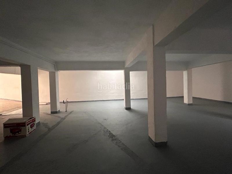 Foto f44678b4-3655-41f0-9ac0-48361da43de4. Locale commerciale in calle josue lillo 37 in San Diego Madrid