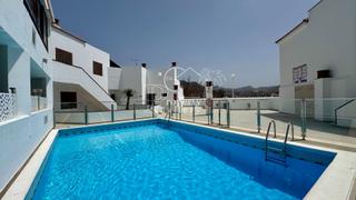 Apartamento en Los Cristianos. Apartamento en venta en los cristianos, tenerife  colina blanca
