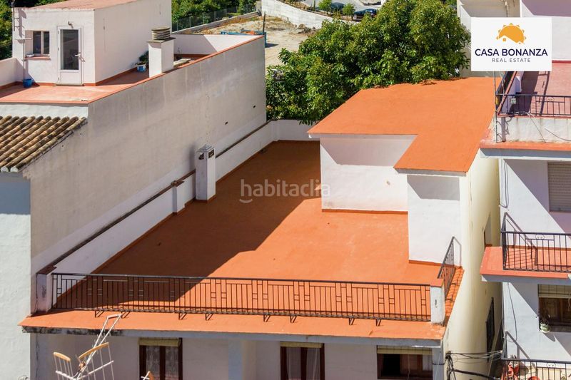 Foto f84268df-cd4f-48ec-9f97-bb7d3f90fe71. Casa a Jete
