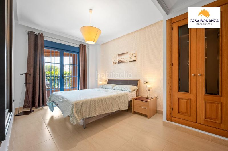 Foto 1c34d1bb-f736-4ee0-a425-d8f94a8fd45c. Apartament amb aparcament piscina a Velilla - Velilla Taramay Almuñécar
