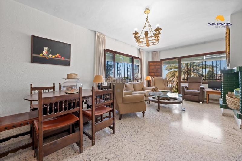 Foto 180fadef-4aae-46e3-a415-b8ebe5fe0c02. Casa villa soleada con jardín y piscina en Velilla - Velilla Taramay Almuñécar