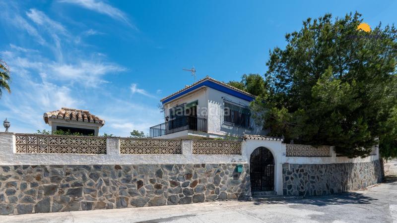 Foto 5b8a28b1-0e13-4154-b6a8-95ce6856f7be. Casa villa soleada con jardín y piscina en Velilla - Velilla Taramay Almuñécar