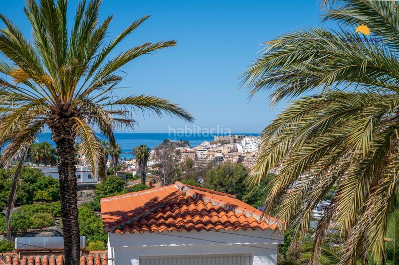 Foto 7b9ed279-f2a6-4d6a-9125-26cd313da0f0. Casa villa soleada con jardín y piscina en Velilla - Velilla Taramay Almuñécar