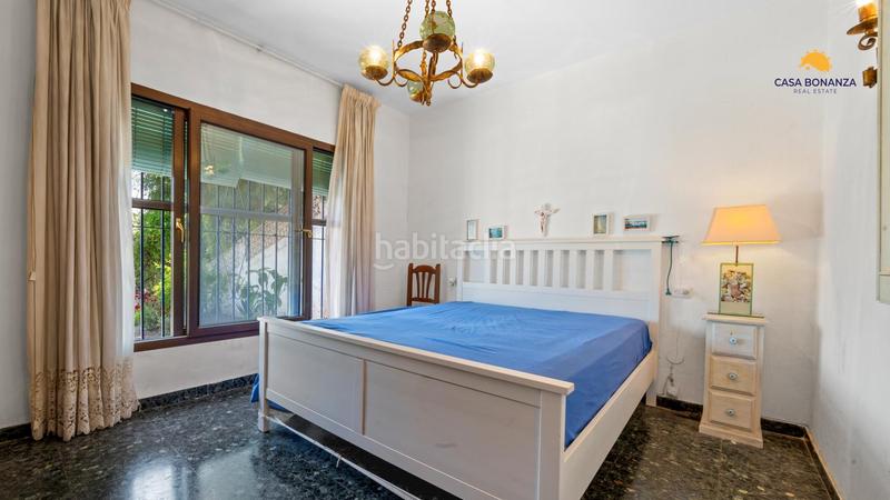 Foto b396a7e8-8896-406f-807a-0c0f2d858e4b. Casa villa soleada con jardín y piscina en Velilla - Velilla Taramay Almuñécar