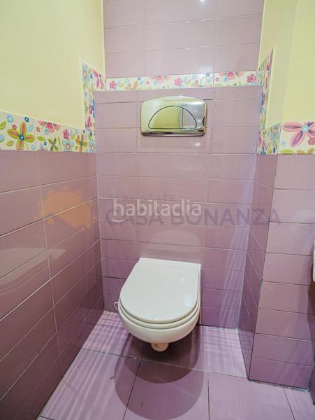 Foto b5d208f0-8ace-43cb-b54b-f0c65a8ba187. Piso amplio piso céntrico con 3 dormitorios cerca de la playa, el mercado y el casco antiguo. en Almuñécar