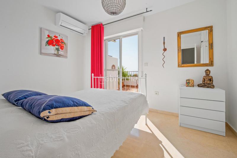 Foto 5270e80b-b620-4b53-9a08-c0d17d7da15d. Casa adosada encantadora casa adosada en velilla park en Almuñécar