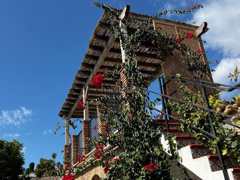 Foto f8bd64df-e57e-44e2-94cb-18a1fc3d9385. Casa amb piscina a Cotobro Almuñécar