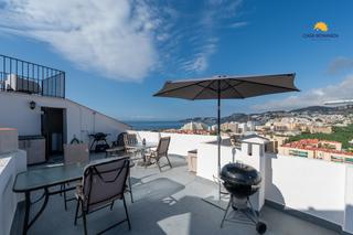 Apartament  Antigua. Apartamento con una maravillosa terraza en la azotea.
