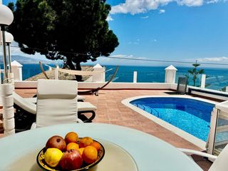 Casa  Romantica. Villa fantastica, los pinos