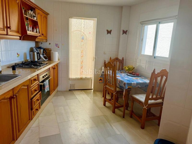 Foto 2bd6dc94-c748-4466-bcc5-b216ce446db0. Casa amb piscina a Velilla - Velilla Taramay Almuñécar