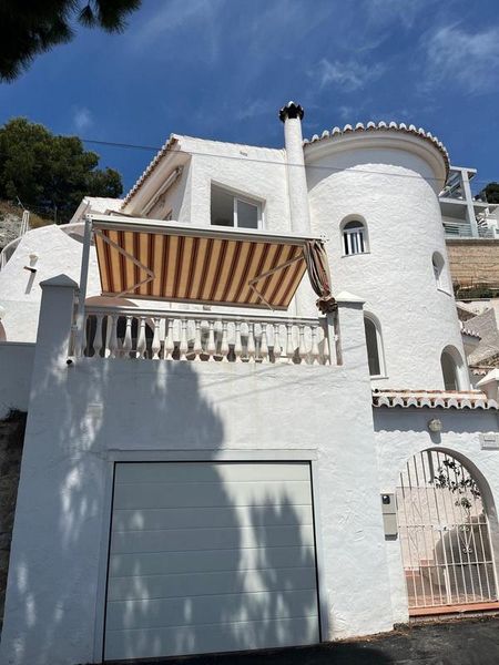 Foto a5a53c2a-23a0-4803-b6a5-cd1924ea246c. Casa amb piscina a Velilla - Velilla Taramay Almuñécar