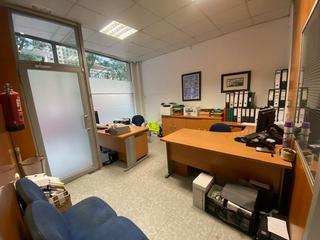 Büro in Mas Masó - Hospital. Local en venta en salt