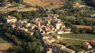 Terreny residencial a Avinyonet de Puigventós. Urbanització mas pau