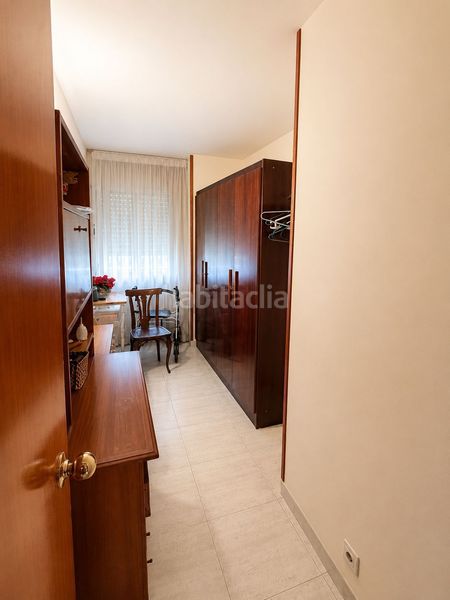 Foto 72ca1b87-af78-4327-a4b5-6a69c5586365. Appartamento in Centre Salt